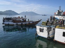 Kapal Motor Kayu Jadi Andalan Transportasi Antarpulau di NTT