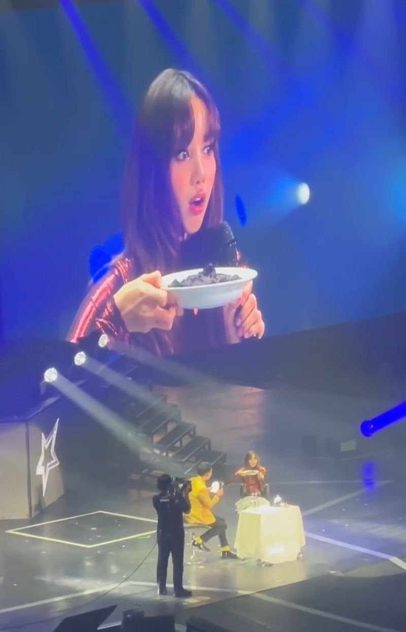 Lisa BLACKPINK