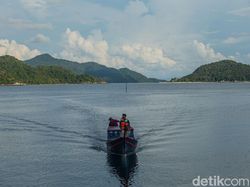 Potret Sang Penjaga Sinyal di Perbatasan Negara RI