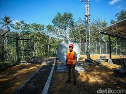 Potret Sang Penjaga Sinyal di Perbatasan Negara RI