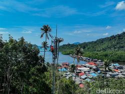 Potret Sang Penjaga Sinyal di Perbatasan Negara RI