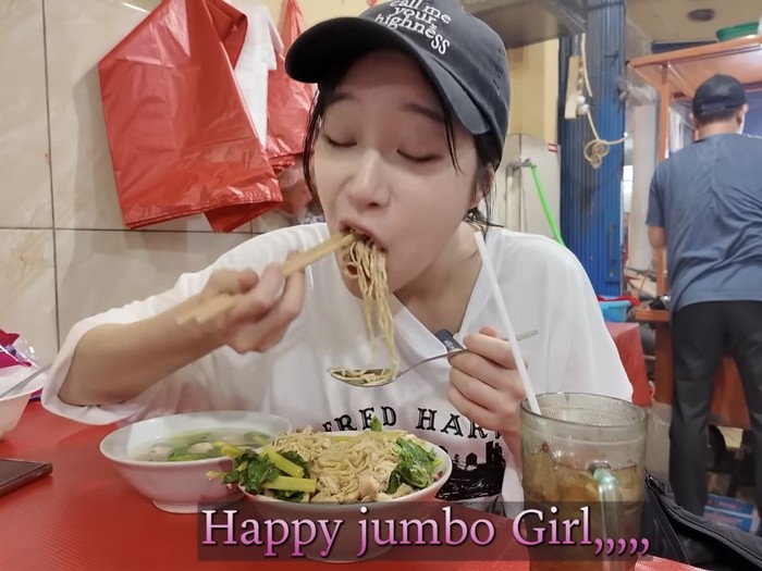 YouTuber Tzuyang kulineran di Jakarta