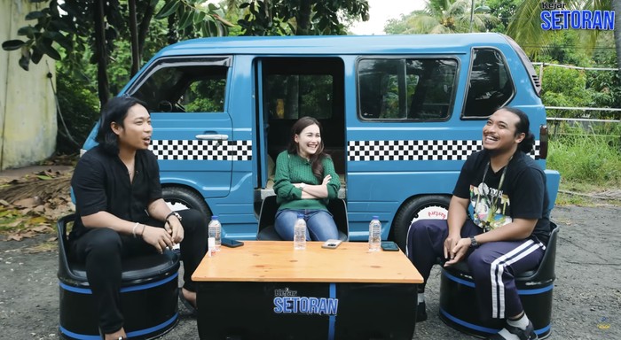 5 Rekomendasi Kuliner Depok Enak dari Ayu Ting Ting dan Praz Teguh