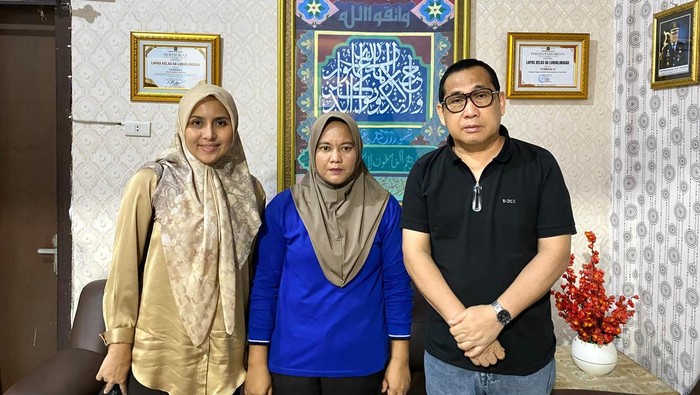Anggota komisi XIII FPKB DPR RI Prana Putra Sohe mengunjungi Novi di Lapas Kelas IIA Lubuklinggau.