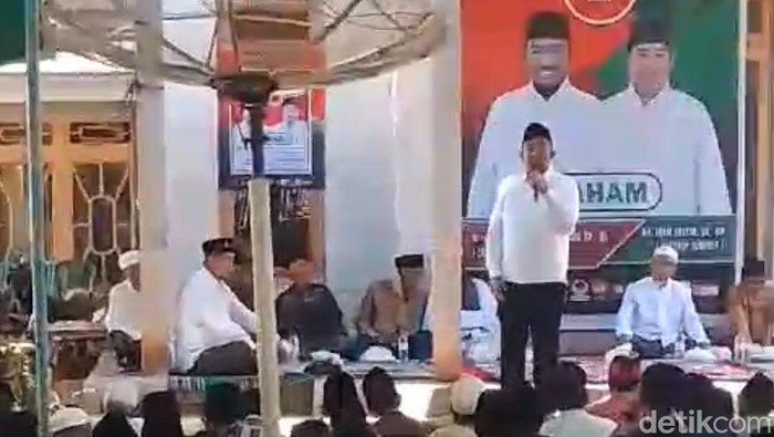 Cak Fauzi di Gili Iyang