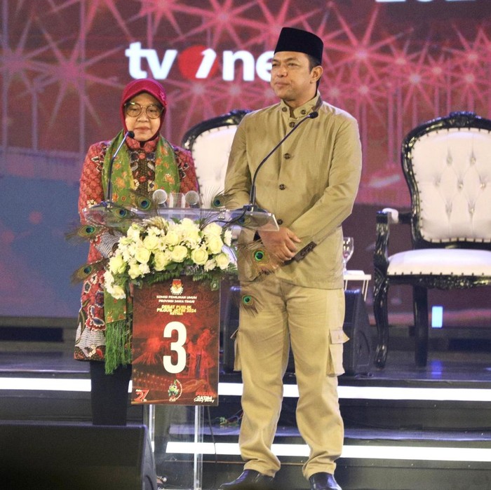 Calon Gubernur Jawa Timur nomor urut 3 Tri Rismaharini menyoroti persoalan krisis air yang sampai sekarang dihadapi Jawa Timur saat mengawali paparannya di acara debat terakhir Pilgub Jatim 2024, Senin (18/11/2024).