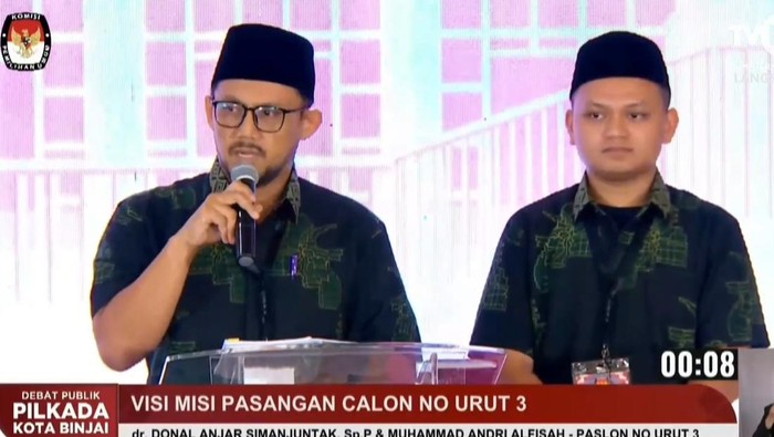 Donal Anjar Simanjuntak dan Andri Alfisah saat debat kedua Pilwalkot Binjai