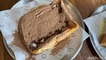 Lembut Harum Roti Susu Hokkaido topping Milo dan Es Krim di Bandung