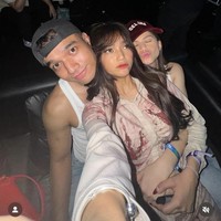 Maudy juga terlihat sudah cukup dekat dengan adik Fadly, Fuji. Melalui akun Instagram Storynya Fuji juga turut mengucapkan selamat ulang tahun untuk Maudy sambil membagikan foto kebersamaan mereka. Foto: Instagram/@fadlyfsl_