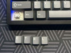 Foto Produk di Toko Online Vs Diterima Bikin Melotot dan Ngakak