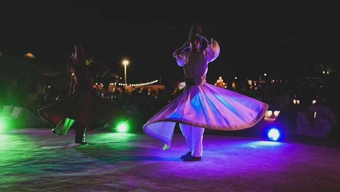 Ilustrasi Sufi, tarian sufi.