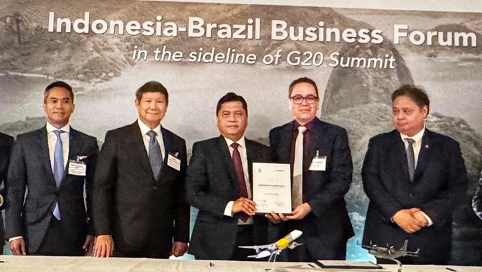 Indonesia-Brasil Teken Kerja Sama Bisnis Senilai Rp 41,8 Triliun Forum Bisnis Indonesia-Brasil (FBIB) berhasil merampungkan 5 nota kesepakatan (MoU) kerja sama antara korporasi. Nilainya mencapai Rp 41,8 triliun, Brasil, Senin (18/11/2024).