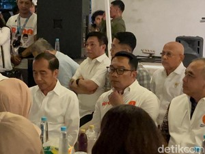 Kala Jokowi Turun Gunung Gerakkan Relawan Dukung RK di Pilkada Jakarta