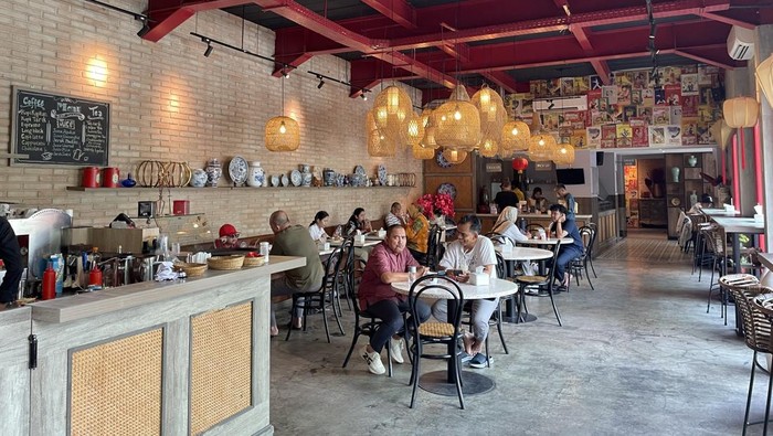 Kafe Kapitan Lim di Tanah Abang