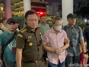 Kejagung Langsung Tahan Tersangka Kasus Korupsi Timah Hendry Lie