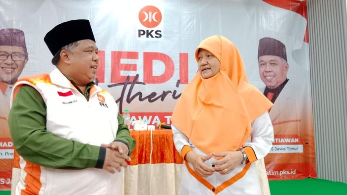 Ketua DPW PKS Jatim Irwan Setiawan
