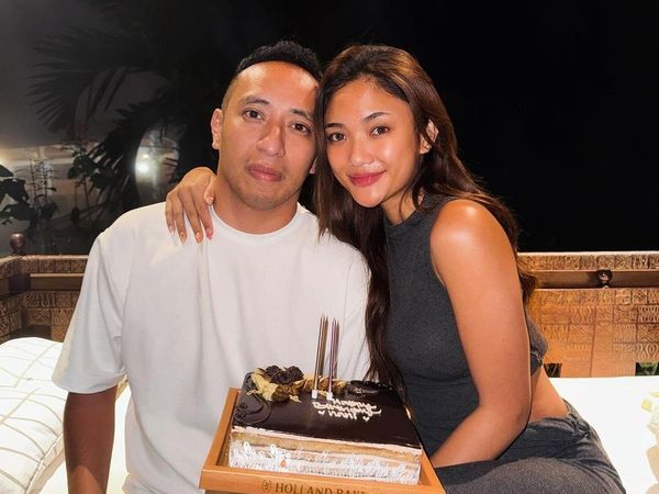 Potret Marion Jola Kulineran Bareng Pacar hingga Masak Capcay