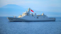 Tradisi Farewell Pass bukan sekadar formalitas. Di atas gelombang biru Nusantara, momen ini menjadi simbol kehormatan dan solidaritas maritim, sebuah bahasa universal yang dipahami oleh setiap pelaut di dunia. Gerakan kapal yang selaras, bendera yang berkibar megah, serta suasana hormat yang terasa hingga cakrawala adalah bentuk penghormatan tertinggi kepada rekan sejawat dari negara sahabat.  