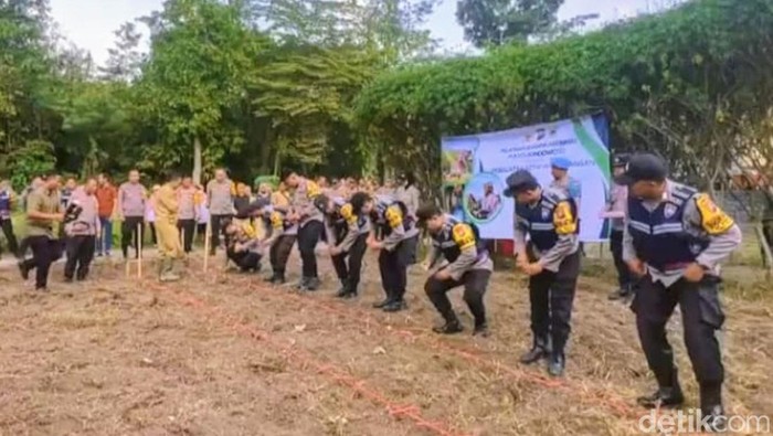Personel Polres Bondowoso Jalani Bimtek Pertanian