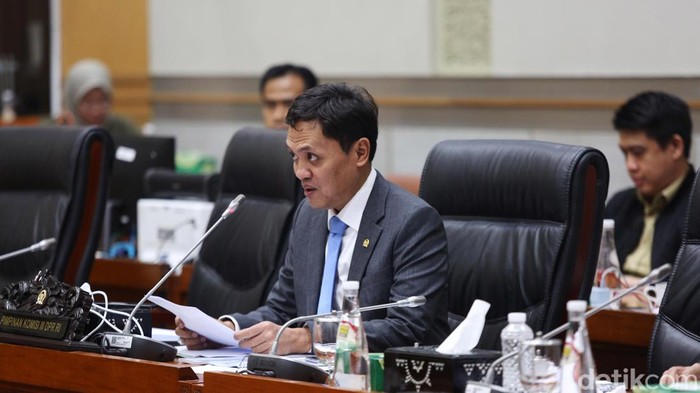Poengky Indarti Tes Capim KPK di DPR Mantan Komisioner Kompolnas, Poengky Indarti, menjalani uji kelayakan dan kepatutan calon pimpinan (capim) KPK di DPR RI, Senin (18/11/2024).