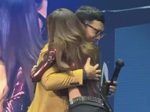 Kelakar Indra Herlambang Usai Dipeluk Lisa BLACKPINK, Tak Mandi 2 Hari