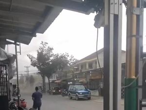 5 Rumah Rusak Diterjang Hujang-Angin di Rancaekek Bandung