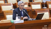 Setyo memaparkan bahwa kendala di KPK sekarang adalah koordinasi dengan aparat penegak hukum (APH) lain terkait pemberantasan korupsi. 