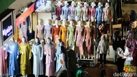 Ketua Umum Asosiasi Pengusaha Indonesia (Apindo) Shinta Kamdani mengatakan kenaikan PPN menjadi 12% bisa berpotensi menurunkan penjualan pelaku usaha di sektor formal. Padahal saat ini mereka disebut sudah mengalami stagnansi penjualan.  