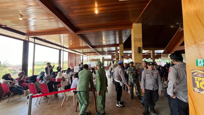 Simulasi pemungutan dan penghitungan suara di Pilbup Mojokerto