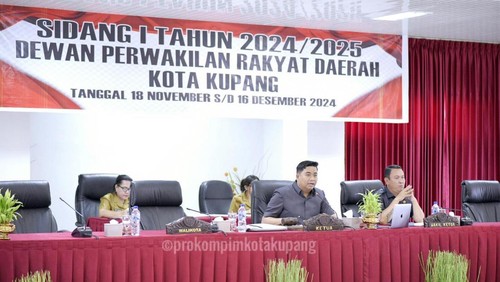 Suasana sidang paripurna Dewan Perwakilan Rakyat Daerah (DPRD) Kota Kupang di gedung DPRD NTT. (Foto: Dok. Humas Pemkot Kupang)