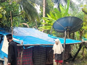 Lansia di Mamuju Tinggal di Gubuk Reyot 4 Tahun Usai Rumah Rusak Akibat Gempa