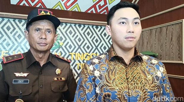 Anggota Komisi III DPR RI Stevano Rizki Adranacus melakukan kunjungan kerja ke Kejati NTT, Selasa (19/11/2024).