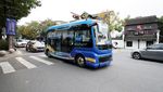 Bus Tanpa Sopir Jadi Transportasi Delegasi Konferensi Internet Dunia 2024