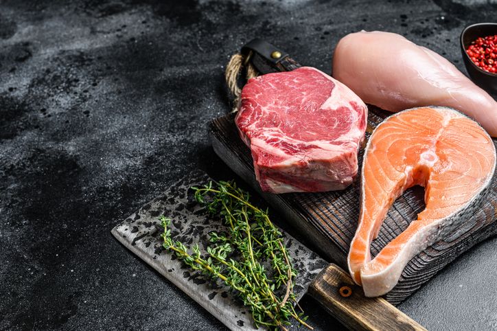 Musim hujan sebaiknya tidak mengonsumsi daging dan ikan.