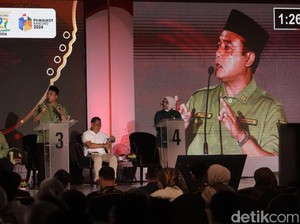 Janji Erwin Merevitalisasi Pasar Demi Pemerataan Ekonomi di Bandung