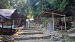 Foto: Sejuk Segar Curug Cigentis di Karawang