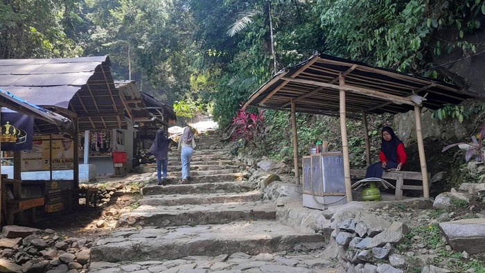 Desa wisata Mekarbuana, Karawang, Jawa Barat Desa wisata Mekarbuana, Karawang, Jawa Barat