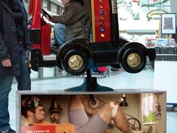 Inilah Isi dari ATM, Pembuat Kopi dan Vending Machine Bikin Tercengang