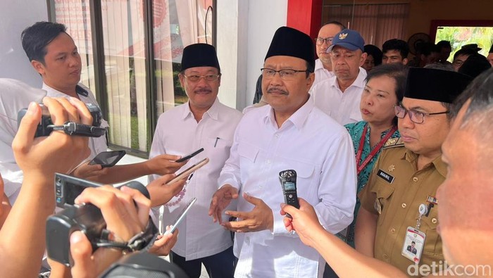 Gus Ipul usai Dialog dengan Pilar-pilar Kesos di Gedung Merah Putih Bengkulu.