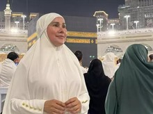 Isa Zega Dilaporkan Terkait Dugaan Penistaan Agama, Umrah Pakai Busana Perempuan