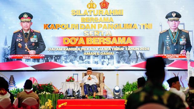 Kapolri dan Panglima TNI Hadiri Doa Bersama di Jatim