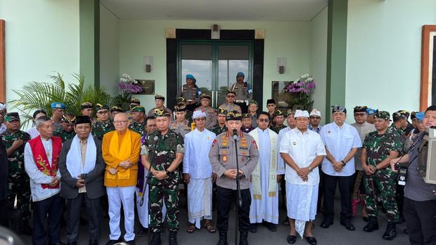 Kapolri Jenderal Listyo Sigit Prabowo bersama Forkopimda Bali
