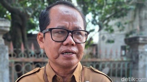 Ketua PGRI NTB Yusuf, Selasa (19/11/2024). (Nathea Citra/detikBali)