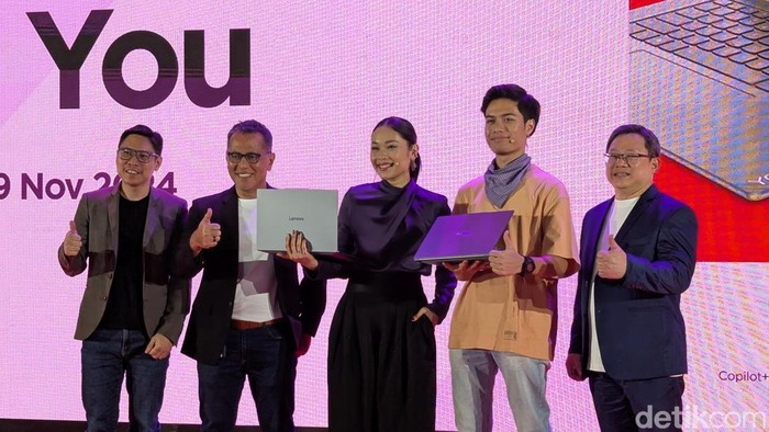 Lenovo Yoga Slim 7i Aura Edition