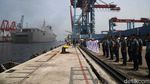 Melihat Lebih Dekat Kapal HMAS Adelaide Australia