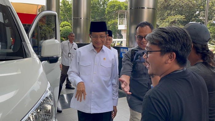 Menag Nasaruddin Umar tiba di KPK (Rumondang/detikcom)