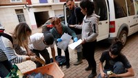 Pada akhir Oktober, lebih dari 220 orang tewas setelah hujan deras memicu banjir di pinggiran kota Valencia dalam banjir bandang paling mematikan dalam sejarah modern Spanyol.