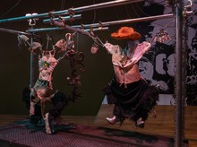 Uniknya Natasha Tontey Pakai Jepitan Jedai di Karya Seni Museum MACAN