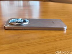 Unboxing Oppo Find X8: HP Rp 14 Juta Jadi Pesaing iPhone 16