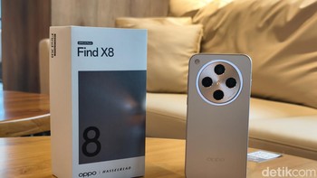 Peringkat 10 dipegang oleh Oppo Find X8 dengan chipset MediaTek Dimensity 9400. Ponsel ini mencatat skor 2.638.743. Foto: Adi Fida Rahman/detikINET